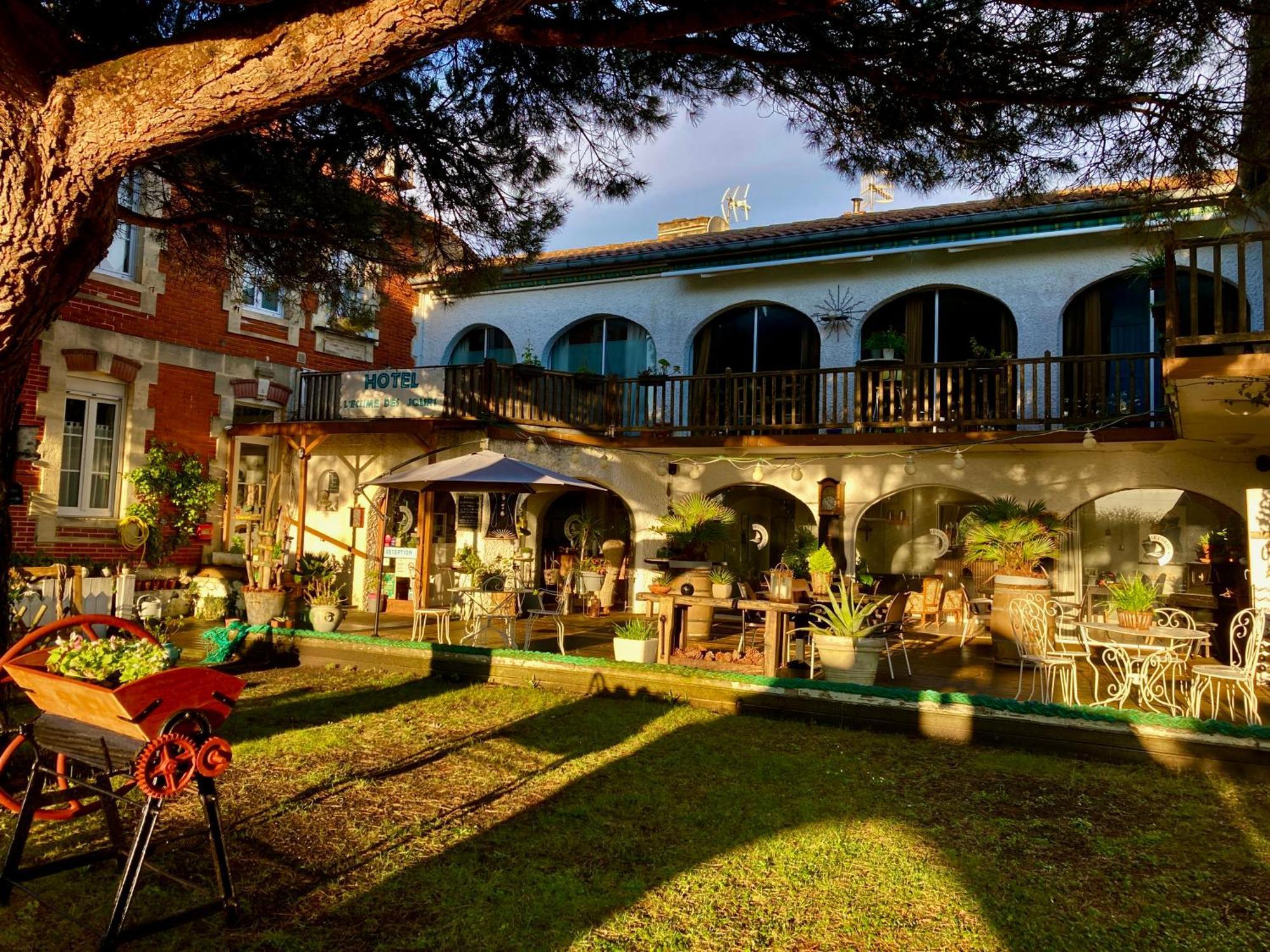 L'Ecume Des Jours Hotel Soulac-sur-Mer Ngoại thất bức ảnh